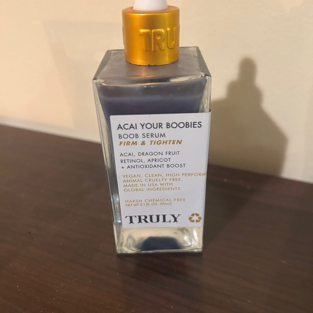 TRULY Acai Your Boobies Boob Serum